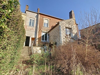 Maison mitoyenne à rénover A VENDRE - LUMBRES - 115 m2 - 95 000 €