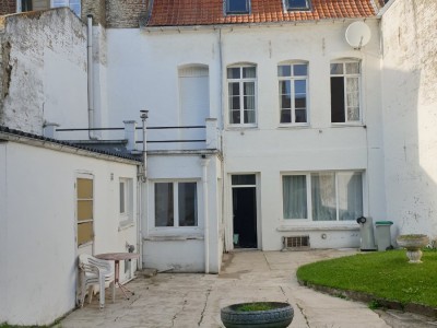 MAISON BOURGEOISE A VENDRE - ST OMER - 208 m2 - 336000 €