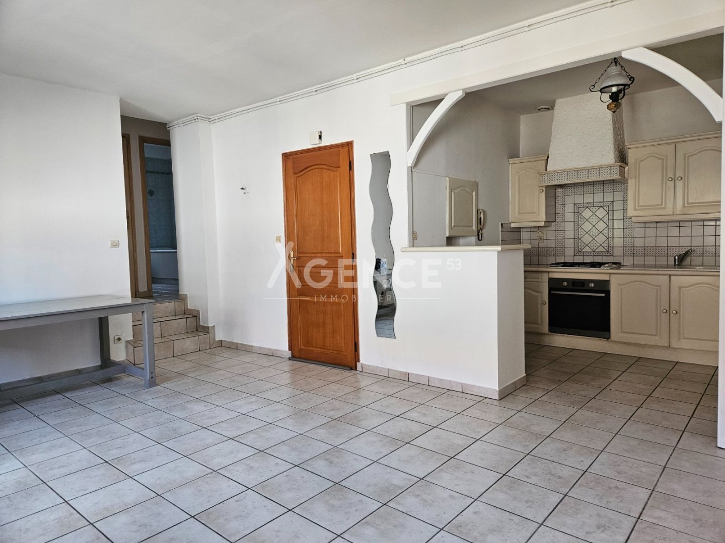 Appartement au 1er étage + place de parking privé A VENDRE - ST OMER - 64.56 m2 - 105 000 €